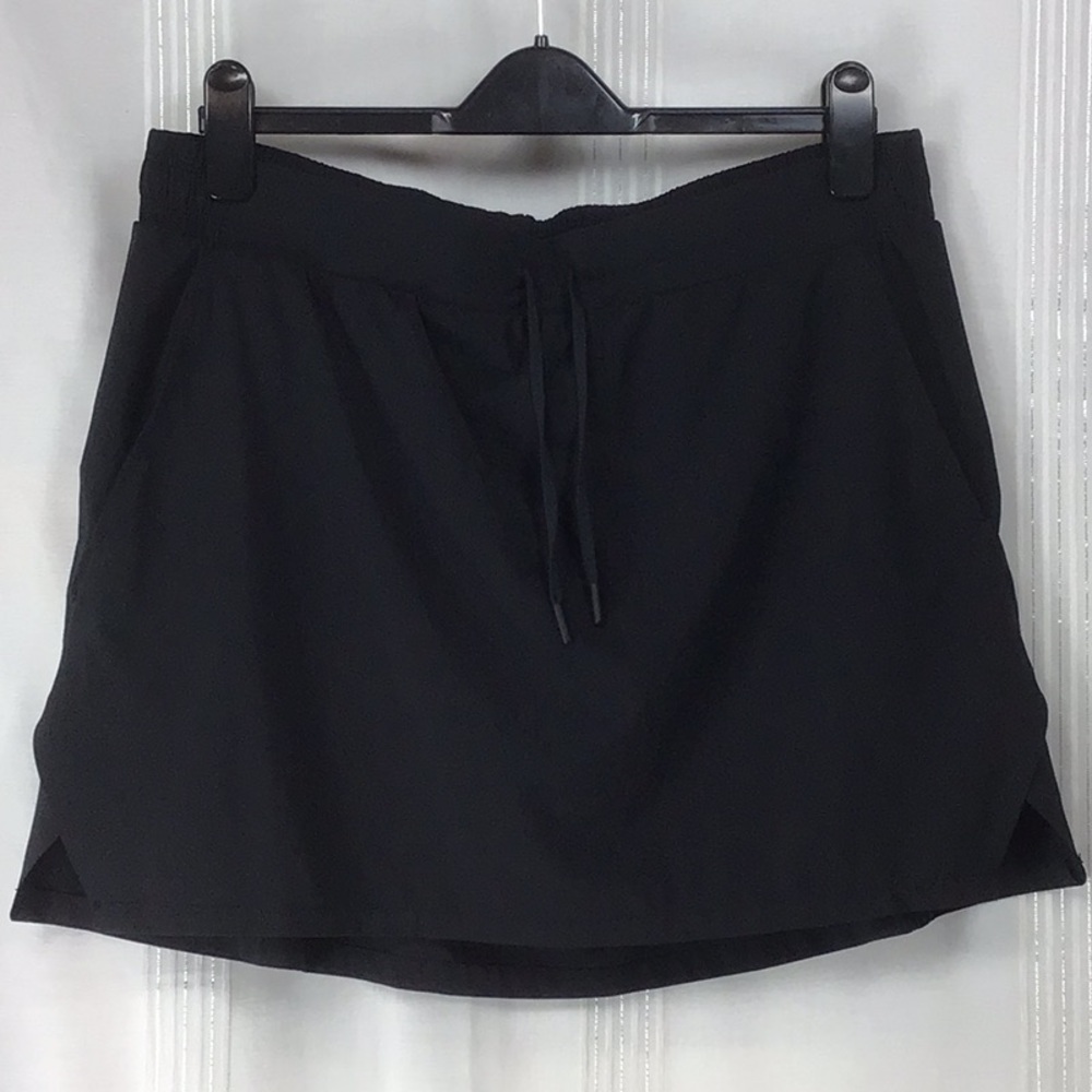 🏸 All in Motion Skort Black Sports Skirt with Pockets Sz.L